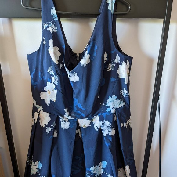 City Chic Dresses & Skirts - City Chic Navy Floral dress